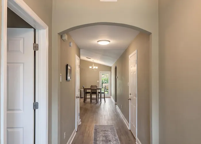 Apartment Cozy Convenience Retreat Minutes From Famu,fsu,l Hospitals, Downtown *