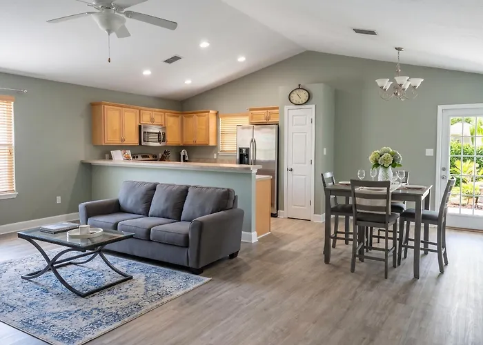 Cozy Convenience Retreat Minutes From Famu,fsu,l Hospitals, Downtown