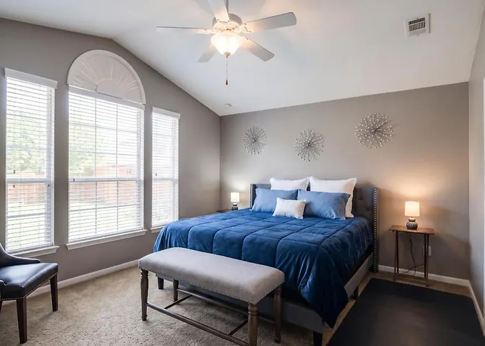 Cozy Convenience Retreat Minutes From Famu,fsu,l Hospitals, Downtown * Tallahassee